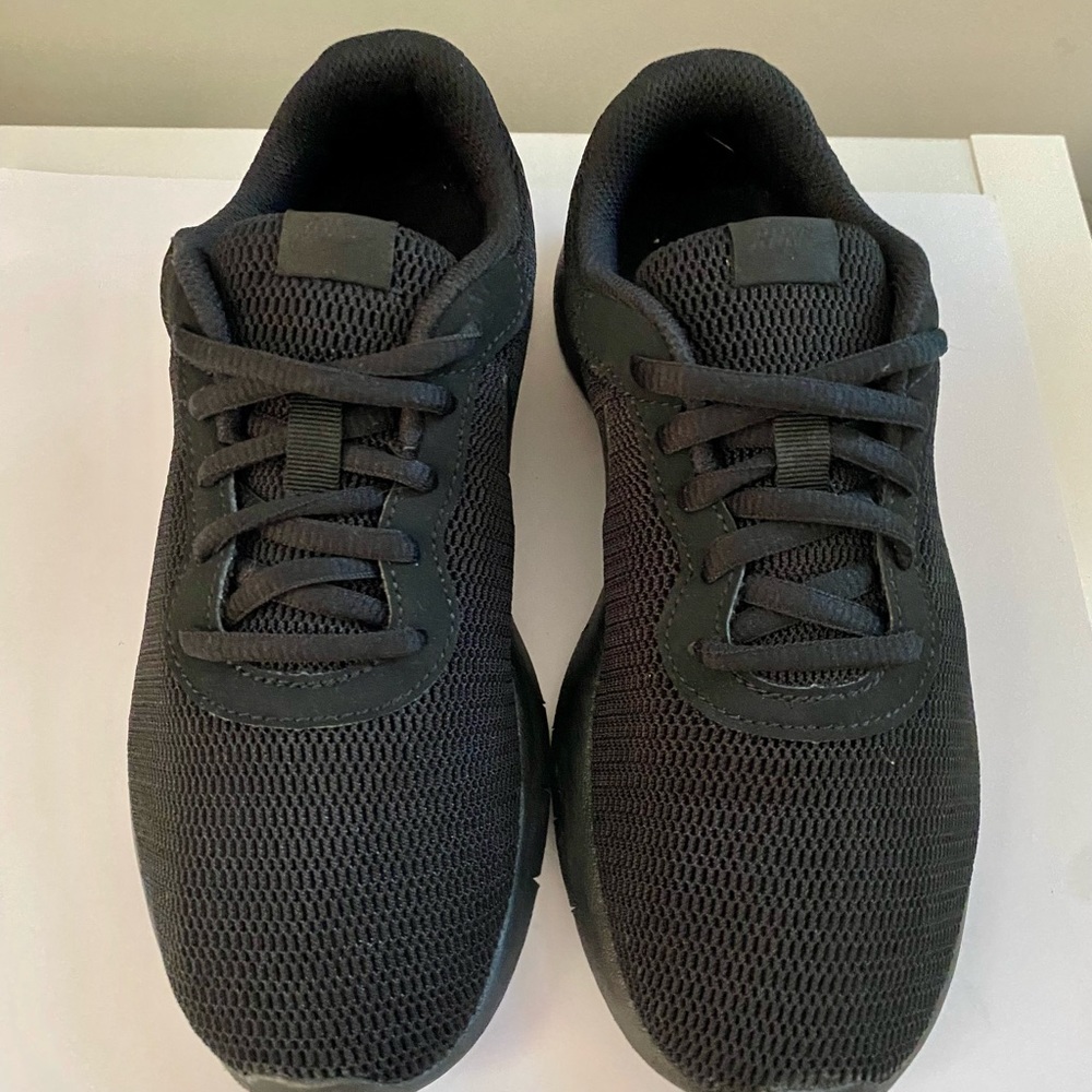 Nike Tanjun YOUTH SIZE 3
